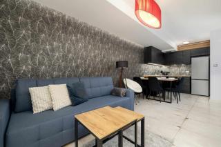 Komfortowy Apartament z prywatnym ogródkiem i parkingiem w Bielsko-Białej by Noclegi Renters - 7
