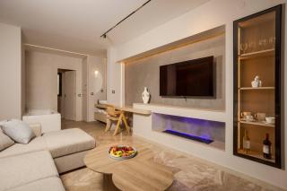 Kira Elegant City Nest - 3