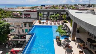 Playa Retreat with Pool, near 5th Avenue & beach - 5