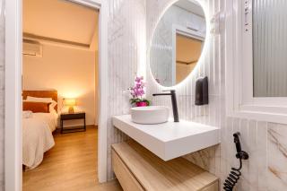 "Espacio Norma 4" 1 hab de Lujo & AC en Las Ventas - 2