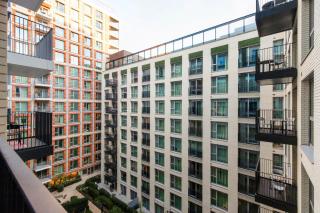 Blueground Nine Elms rooftop pool nr Thames LON-681 - 6