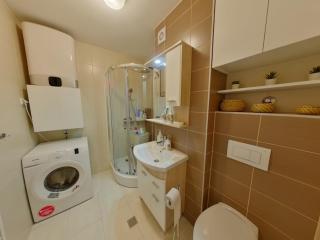 Stan na dan, naselje Miljacka, Otoka - 4