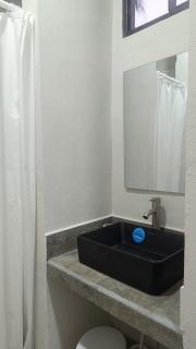 Casa Per Tutti - with hot water, Starlink - 1