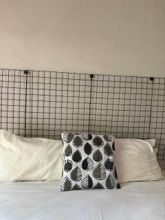 Cozy Ensuite Borrowdale - 3