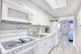 Camelot by the Sea Resort Unit 1205 Direct Oceanfront Condo with Balcony - 6