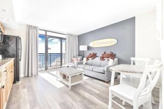 Beach Cove Resort Unit 1509 with Direct Oceanfront Balcony - 9