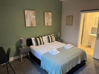 Modern 2BR Blairgowrie Cottage - 9