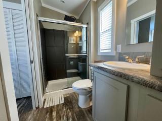 The Blue Nook a Tiny Home Retreat - 4