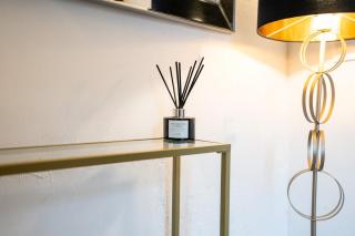 Modern Central Cardiff Flat Sleeps 6 - 5