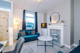 Presented by LTJ PrimeKey Properties - NEW! 4 Bed plus Sofa Bed, Perfect for Contractors - 0