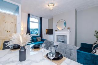 Presented by LTJ PrimeKey Properties - NEW! 4 Bed plus Sofa Bed, Perfect for Contractors - 6