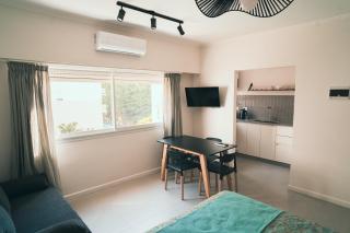 Check and Home - Olavarria II - 4 Huéspedes Reciclado en Zona Güemes - 2