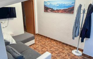 1 Bedroom Lovely Apartment In Tribalj - 1