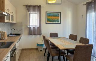 Cozy Apartment In Vir With Wifi - 8