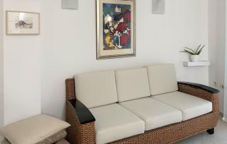 Beautiful Apartment In Gdinj - 2