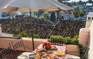 Amazing Home In Benahavis With Private Swimming Pool, Can Be Inside Or Outside - 3