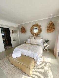 4 Poles Hideaway - 9