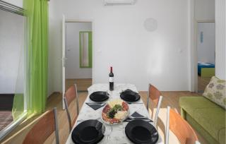 Nice Home In Tinjan - 2