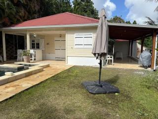 Villa avec piscine privée à Rivière-Salée - 110 m² - 8