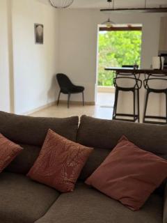 Villa avec piscine privée à Rivière-Salée - 110 m² - 5