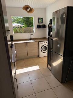 Villa avec piscine privée à Rivière-Salée - 110 m² - 3