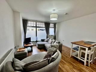 Dorchester Town Centre Entire Apartment - 3