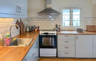 Cozy Home In Oppdal With House A Mountain View - 1