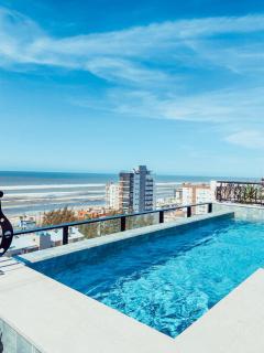 Apto 2 quadras da praia, perto da praça Boianovski - 0