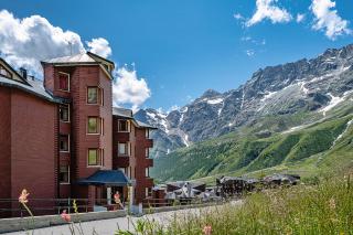 Classbnb-Spacious mountain Apartment just 500m from the ski lifts - 9