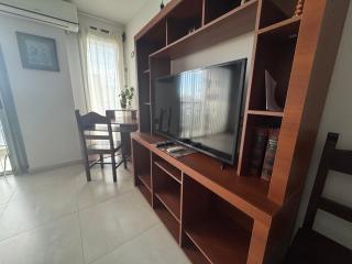 Amplio y Luminoso Departamento Arenales - 6