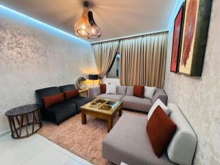 URBAN WHITE Elya 2 - 8