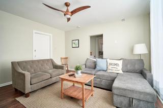 Capitol-Side • Large Kitchen • 3BR Triplex Home - 2