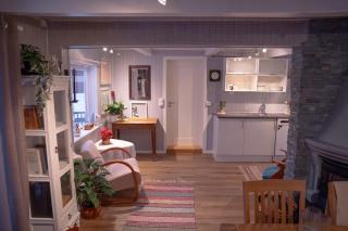 Beautiful little house which offers the best of Senja - 2