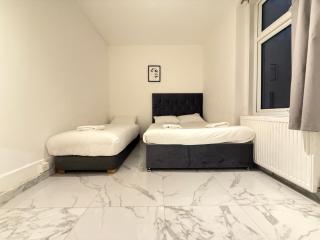 Nice 1 bedroom flat ground floor Miles Building - 4