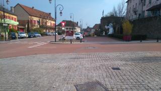 Vaste chambre au centre du bourg - 1