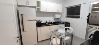 Apartamento Espaçoso a 300m da praia Enseada, Guaruja - 4