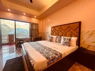 Sach Valley Resort and Hotel - Rooftop Restro, Balcony View - 3