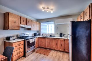 Free Parking! Montreal Adventure Home - Modern & Spacious Comforts! - 3