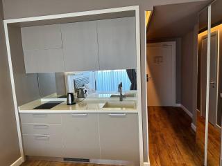 Alliance Palace Sea View Apartments - 7