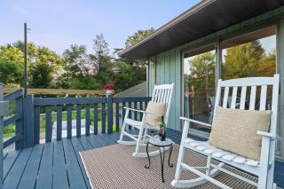 Dual Home Retreat! Walk Between Both! Sleeps 28 - 4