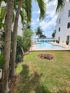 Apartment with a lagoon view - 1
