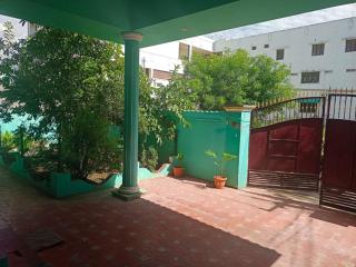 ss Lodge & cottage - 4