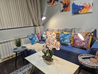 London Heathrow Luxury Studio Flat -Fully Equipped - 7