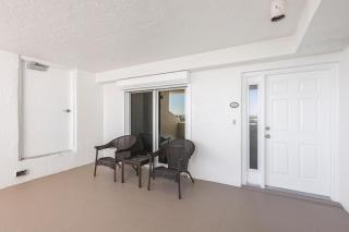 Beachfront condo with huge views/pools/tennis/grills - 9