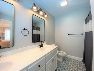 The Pink Flamingo - 5