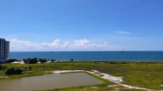 Apartamento con suite y encanto costero - 0