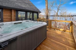 Horizon Hideaway-ON Beaver Lake-Hot Tub-Sunroom - 2