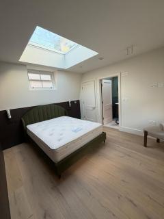 Brand New Mews House - 1