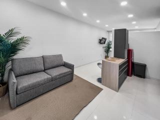 Condado Studio with Pool Walk to Beach n Dining - San Juan - 5