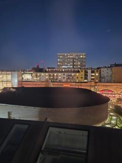 Hackney Roof top Hide Away - 6